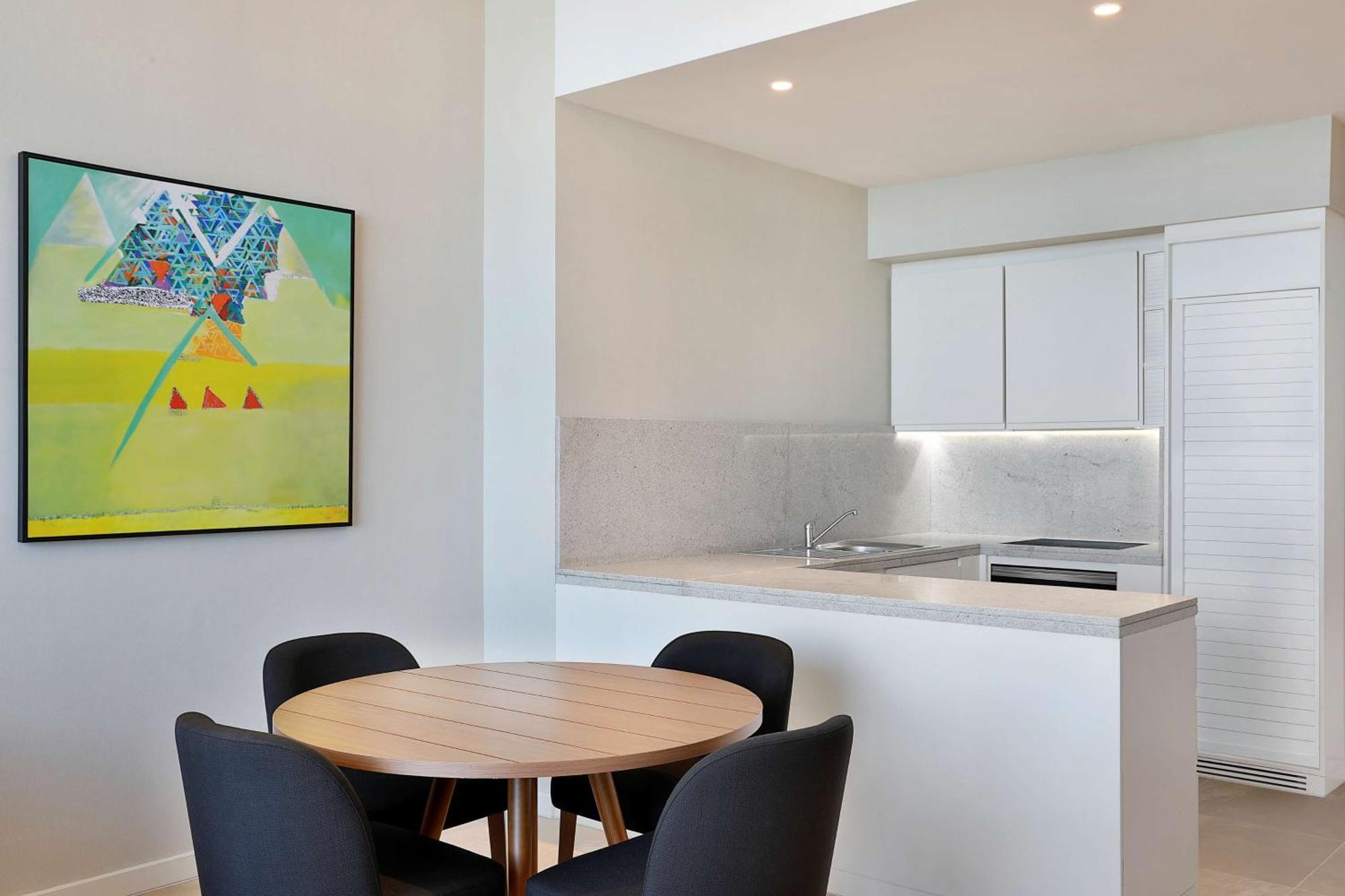 Aleph Doha Residences, Curio Collection By Hilton Экстерьер фото